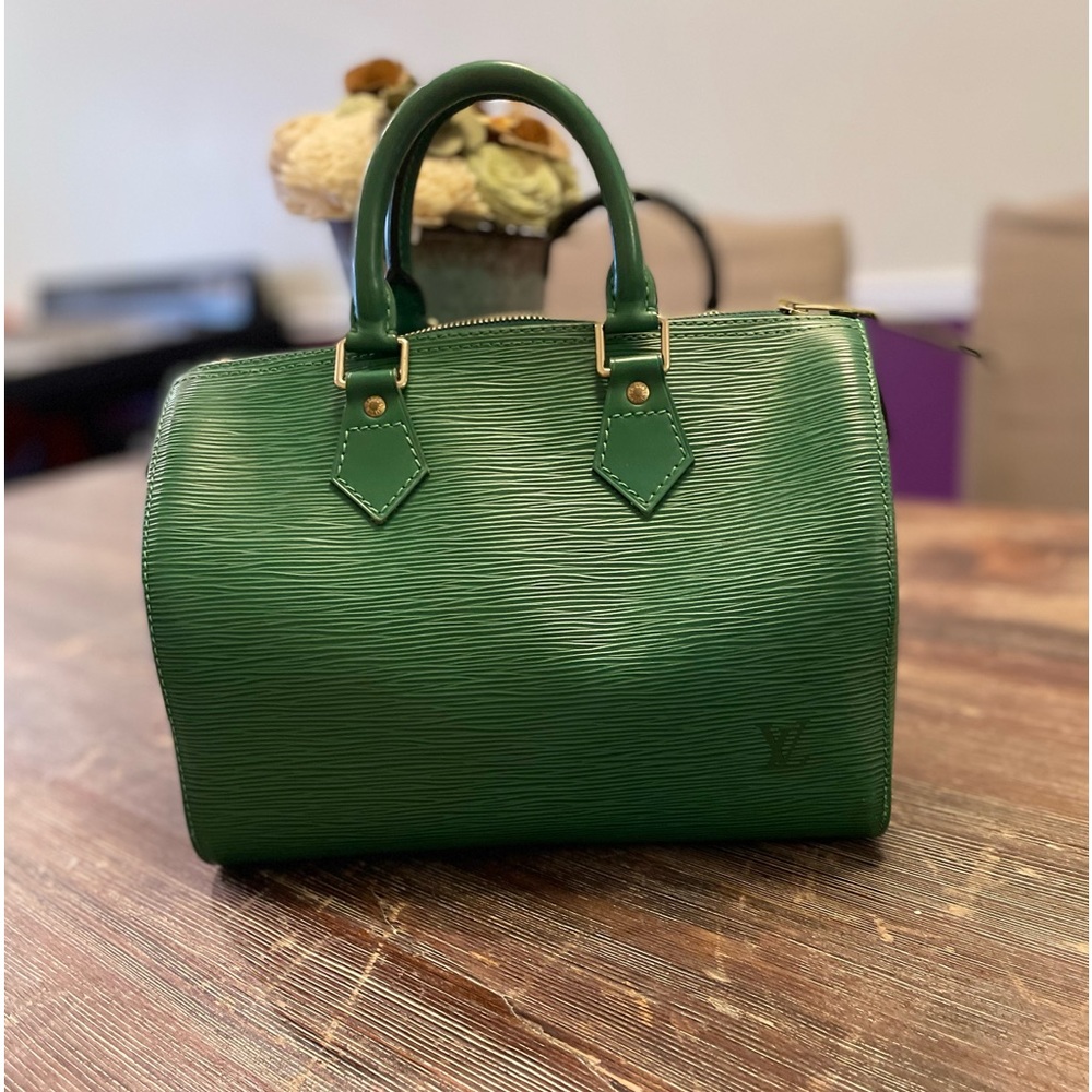 Louis Vuitton Green Speedy Bag 💚